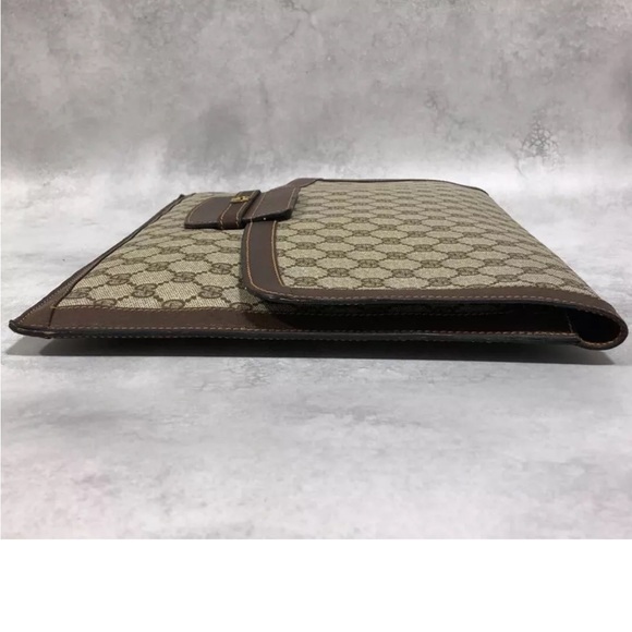 Gucci | Bags | Authentic Gucci Gg Supreme Vintage Clutch Document Case ...